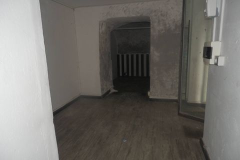 Erhvervsejendom i Savona, Savona, Savona - € 68.000 | Ref: 1510 - foto 2