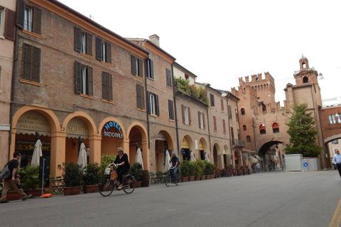 Erhvervsejendom i Ferrara, Ferrara, Ferrara - € 165.000 | Ref: 703 - foto 1