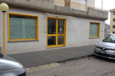 L'establiment comercial a Vasto, Chieti, Vasto - € 500/mes | Ref: 4624 - foto 11