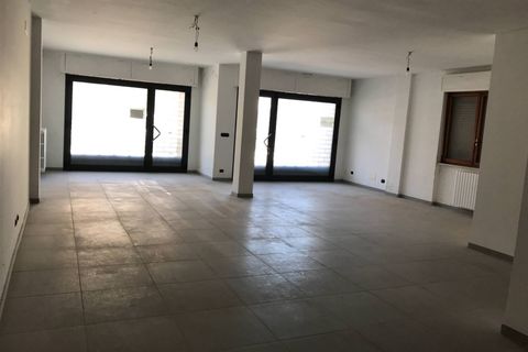 Erhvervsejendom i Vasto, Chieti, Vasto - € 200.000 | Ref: 5132 - foto 1