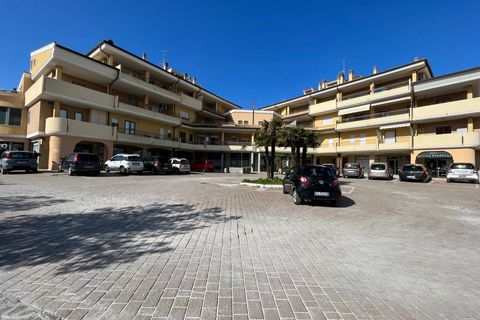 Erhvervsejendom i Vasto, Chieti, Vasto - € 310.000 | Ref: 3185 - foto 1