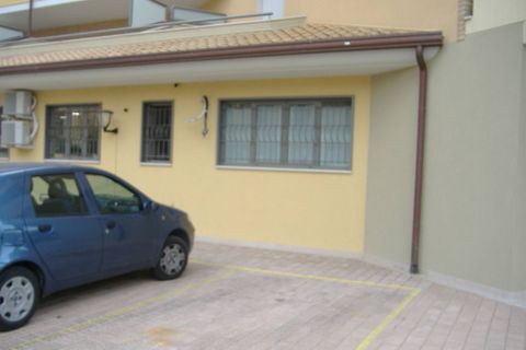 Erhvervsejendom i Vasto, Chieti, Vasto - € 310.000 | Ref: 3185 - foto 6