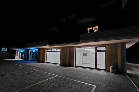 L'establiment comercial a Vasto, Chieti, Vasto - € 1.300/mes | Ref: 4683A - foto 9