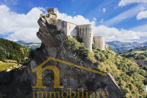 Villa i Roccascalegna, Chieti, Roccascalegna - € 30.000 | Ref: 636 - foto 1