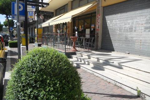 Erhvervsejendom i Martinsicuro, Teramo, Martinsicuro - € 380.000 | Ref: ese496 - foto 12