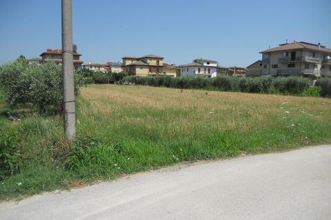 Helårsgrund i Spinetoli, Ascoli Piceno, Spinetoli - € 350.000 | Ref: ter573 - foto 10