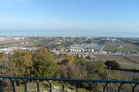 Landejendom i Martinsicuro, Teramo, Martinsicuro - € 1.600.000 | Ref: cas956 - foto 11