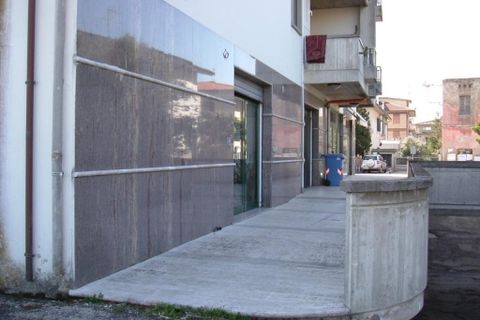 Erhvervsejendom i Spinetoli, Ascoli Piceno, Spinetoli - € 160.000 | Ref: loc1330 - foto 6