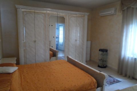 Villa i Alba Adriatica, Teramo, Alba Adriatica - € 450.000 | Ref: cas304 - foto 2