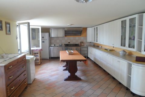 Villa i Alba Adriatica, Teramo, Alba Adriatica - € 450.000 | Ref: cas304 - foto 5