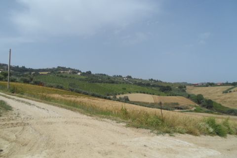 Helårsgrund i Colonnella, Teramo, Colonnella - € 470.000 | Ref: ter1 - foto 2