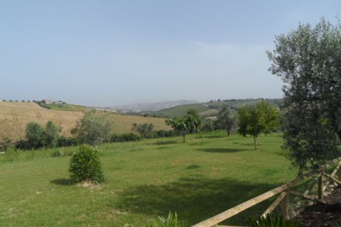 Helårsgrund i Colonnella, Teramo, Colonnella - € 470.000 | Ref: ter1 - foto 6