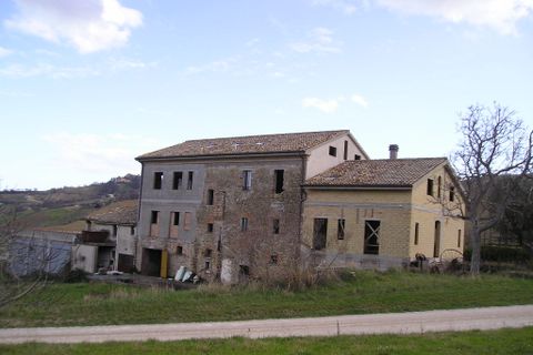 Landejendom i Acquaviva Picena, Ascoli Piceno, Acquaviva Picena - € 600.000 | Ref: cas44 - foto 4