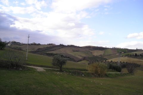 Landejendom i Acquaviva Picena, Ascoli Piceno, Acquaviva Picena - € 600.000 | Ref: cas44 - foto 12