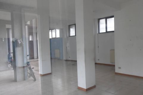 Erhvervsejendom i Monteprandone, Ascoli Piceno, Monteprandone - € 125.000 | Ref: loc28 - foto 2