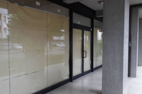 Erhvervsejendom i Monteprandone, Ascoli Piceno, Monteprandone - € 78.000 | Ref: loc34 - foto 3