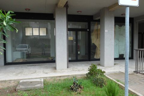 Erhvervsejendom i Monteprandone, Ascoli Piceno, Monteprandone - € 47.000 | Ref: loc37 - foto 1
