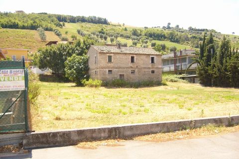 Helårsgrund i Colonnella, Teramo, Colonnella - € 300.000 | Ref: ter255 - foto 1