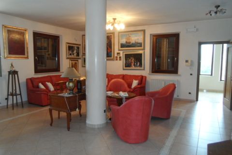Villa i Colonnella, Teramo, Colonnella - € 700.000 | Ref: cas553 - foto 2