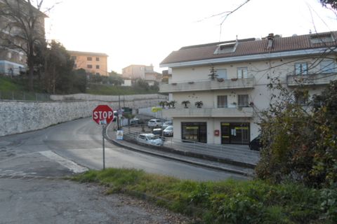 Erhvervsejendom i Folignano, Ascoli Piceno, Folignano - € 150.000 | Ref: loc557 - foto 1