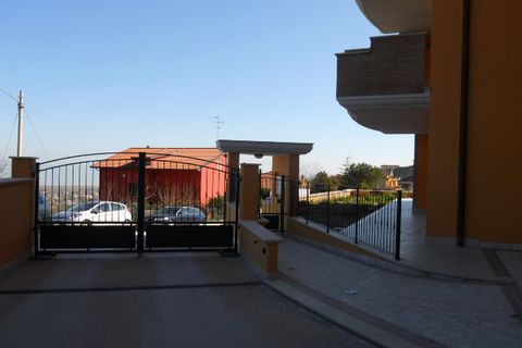 Lejlighed i Colonnella, Teramo, Colonnella - € 135.000 | Ref: app777 - foto 11