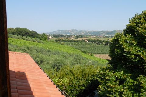 Villa i Spinetoli, Ascoli Piceno, Spinetoli - € 580.000 | Ref: cas832 - foto 39
