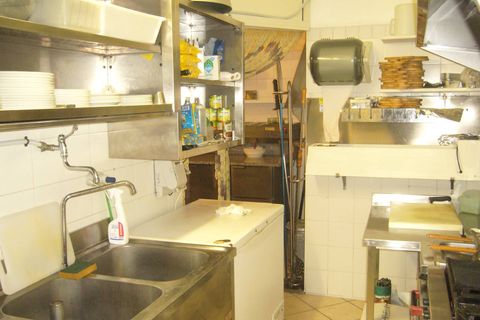 Erhvervsejendom i Grottammare, Ascoli Piceno, Grottammare - € 100.000 | Ref: ese111 - foto 10