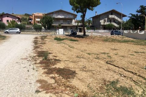 Helårsgrund i Tortoreto, Teramo, Tortoreto - € 55.000 | Ref: ter3333 - foto 2