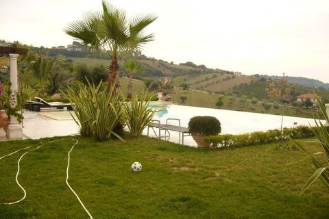 Villa i Colonnella, Teramo, Colonnella - € 800.000 | Ref: cas69 - foto 11