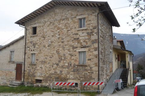 Villa i Folignano, Ascoli Piceno, Folignano - € 160.000 | Ref: Cas3888 - foto 2