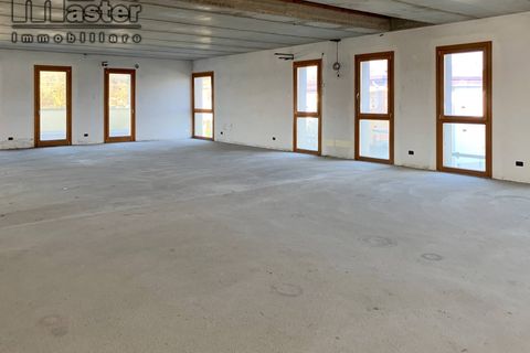 Erhvervsejendom i Treviso, Treviso, Treviso - € 650.000 | Ref: U111 - foto 2