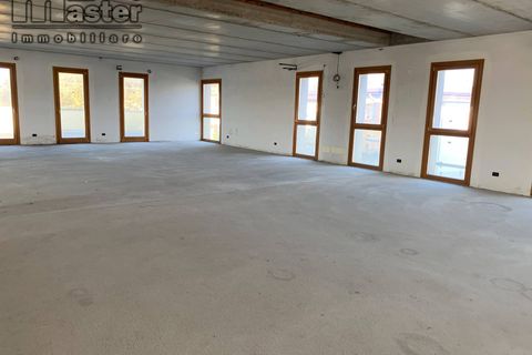 Erhvervsejendom i Treviso, Treviso, Treviso - € 650.000 | Ref: U111 - foto 3