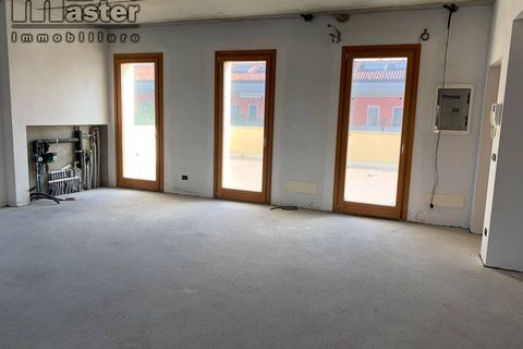 Erhvervsejendom i Treviso, Treviso, Treviso - € 650.000 | Ref: U111 - foto 6