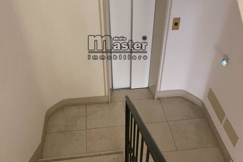 Apartament a Treviso, Treviso, Treviso - € 2.000/mes | Ref: at103 - foto 5