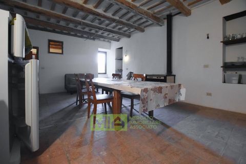 Landejendom i Comunanza, Ascoli Piceno, Comunanza - € 85.000 | Ref: 113666 - foto 10