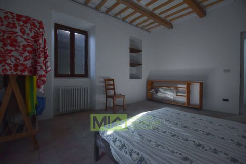 Landejendom i Comunanza, Ascoli Piceno, Comunanza - € 85.000 | Ref: 113666 - foto 14