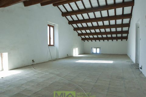 Landejendom i Comunanza, Ascoli Piceno, Comunanza - € 85.000 | Ref: 113666 - foto 24