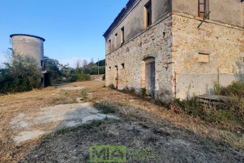 Landejendom i Montefiore dell'Aso, Ascoli Piceno, Montefiore dell'Aso - € 160.000 | Ref: 114523 - foto 1