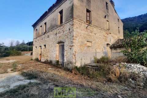 Landejendom i Montefiore dell'Aso, Ascoli Piceno, Montefiore dell'Aso - € 160.000 | Ref: 114523 - foto 2