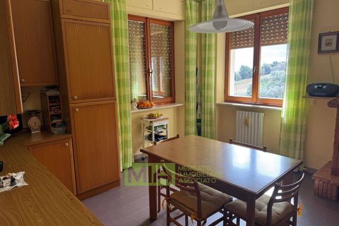 Villa i Massignano, Ascoli Piceno, Massignano - € 400 000 | Ref: 114599 - foto 12