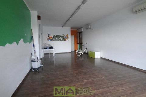 L'establiment comercial a Altidona, Fermo, Altidona - € 500/mes | Ref: 114680 - foto 4