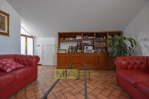 Leilighet i Comunanza, Ascoli Piceno, Comunanza - € 237 000 | Ref: 114798 - foto 31
