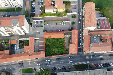 Erhvervsejendom i Busto Arsizio, Varese, Busto Arsizio - € 300.000 | Ref: 411 - foto 1