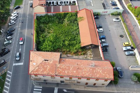 Erhvervsejendom i Busto Arsizio, Varese, Busto Arsizio - € 300.000 | Ref: 411 - foto 4