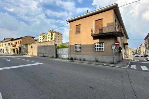 Erhvervsejendom i Busto Arsizio, Varese, Busto Arsizio - € 300.000 | Ref: 411 - foto 6