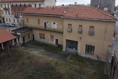 Erhvervsejendom i Busto Arsizio, Varese, Busto Arsizio - € 300.000 | Ref: 411 - foto 15
