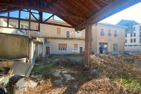Erhvervsejendom i Busto Arsizio, Varese, Busto Arsizio - € 300.000 | Ref: 411 - foto 29