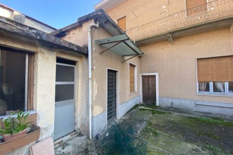 Erhvervsejendom i Busto Arsizio, Varese, Busto Arsizio - € 300.000 | Ref: 411 - foto 32