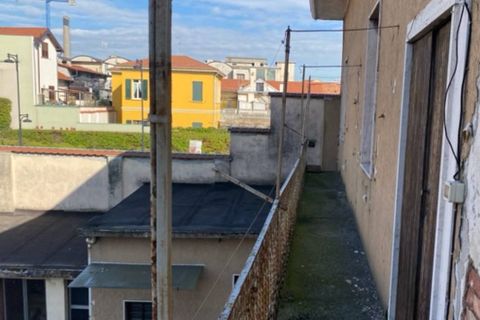 Erhvervsejendom i Busto Arsizio, Varese, Busto Arsizio - € 300.000 | Ref: 411 - foto 33