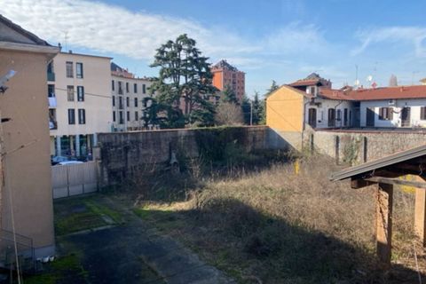 Erhvervsejendom i Busto Arsizio, Varese, Busto Arsizio - € 300.000 | Ref: 411 - foto 34
